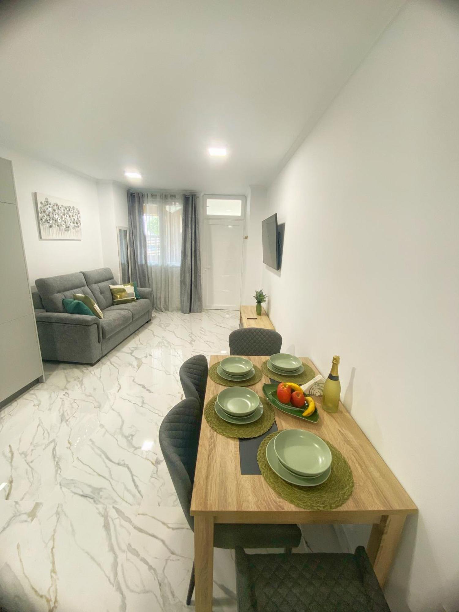 Apartment A Estrenar 1a Linea Playa Y Piscina Calp
